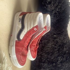 Vans I bought wayyy to big on me